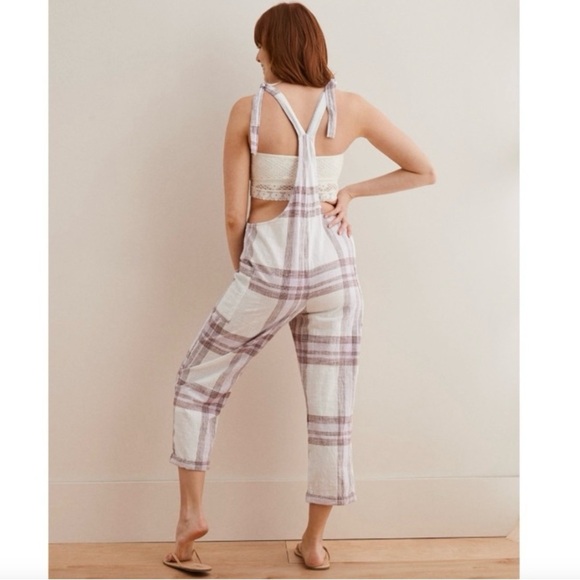 Aerie Plaid Shoulder Tie Straps Cropped Cargo Style Jumpsuit Size S - Picture 2 of 9